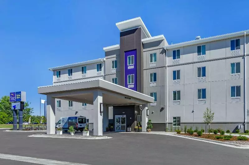 Sleep Inn & Suites Great Falls Airport