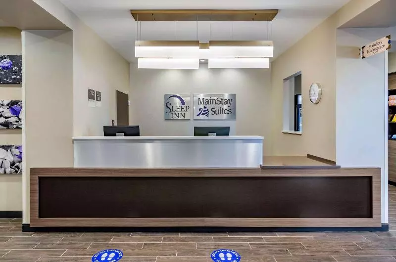 Sleep Inn & Suites Great Falls Airport