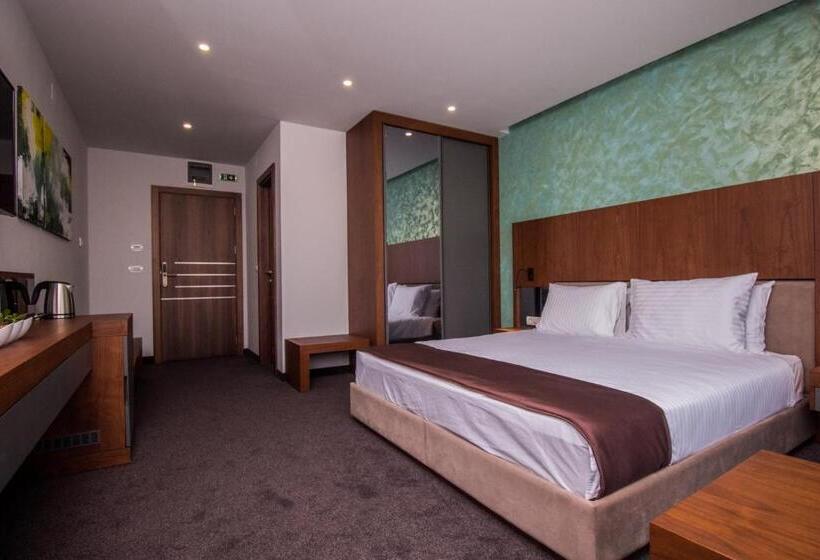 Hotel Bograd   Apartments & Lounge Station