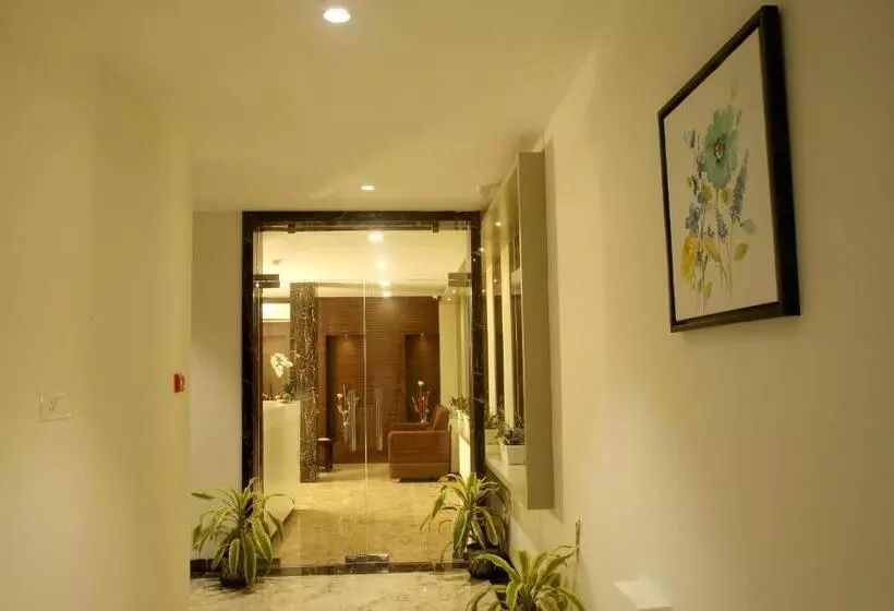 Park Iris Hotels, Mg Road
