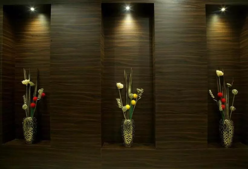 Park Iris Hotels, Mg Road