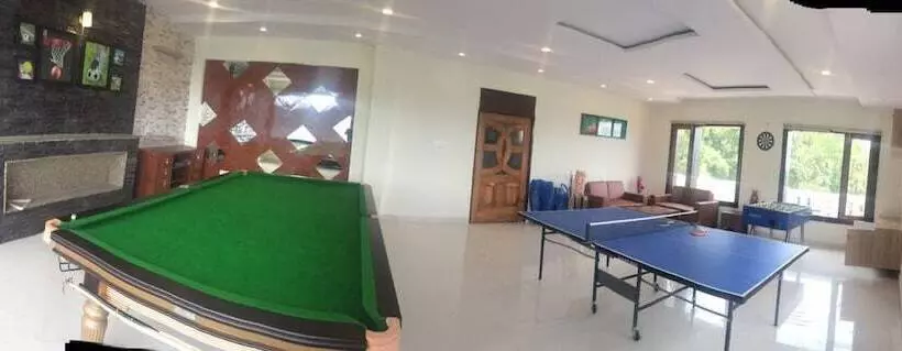 Hotelli Tavisha Kanatal Hills Chamba