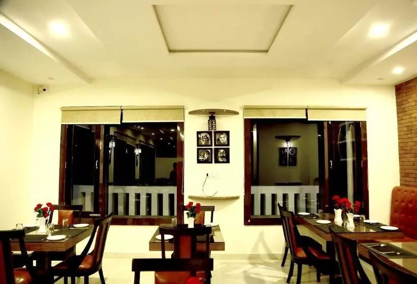 Hotelli Tavisha Kanatal Hills Chamba