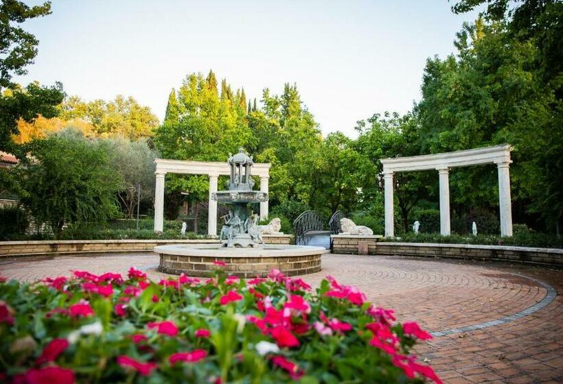 پانسیون La Tenuta Di Rocca Bruna Country Resort