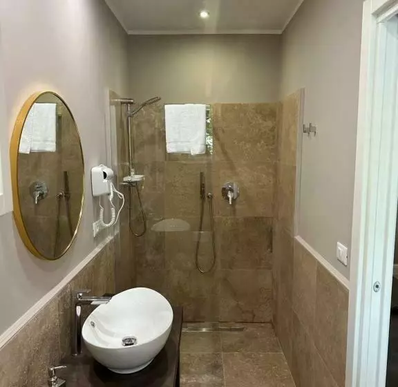 ペンション La Tenuta Di Rocca Bruna Country Resort