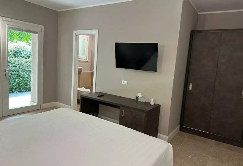 ペンション La Tenuta Di Rocca Bruna Country Resort