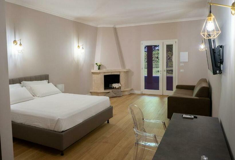 پانسیون La Tenuta Di Rocca Bruna Country Resort