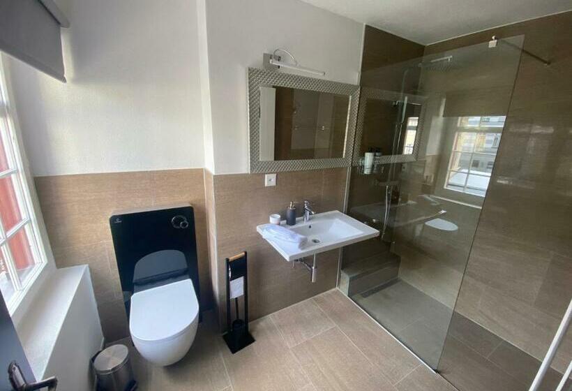 בית מלון כפרי Boutique Taverne Zum Kreuz