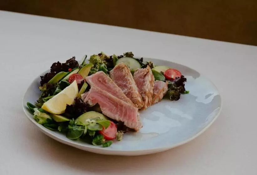 Grand View Hotel & Suites Copou