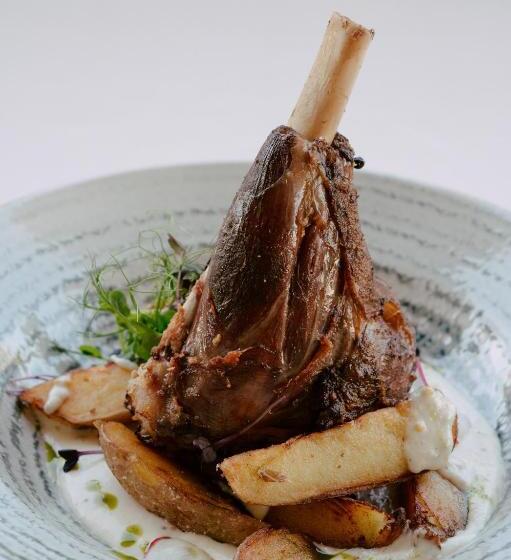 Grand View Hotel & Suites Copou