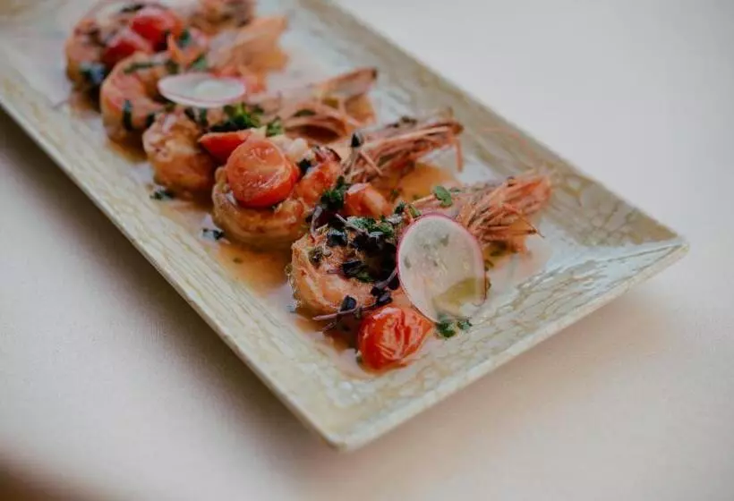 Grand View Hotel & Suites Copou