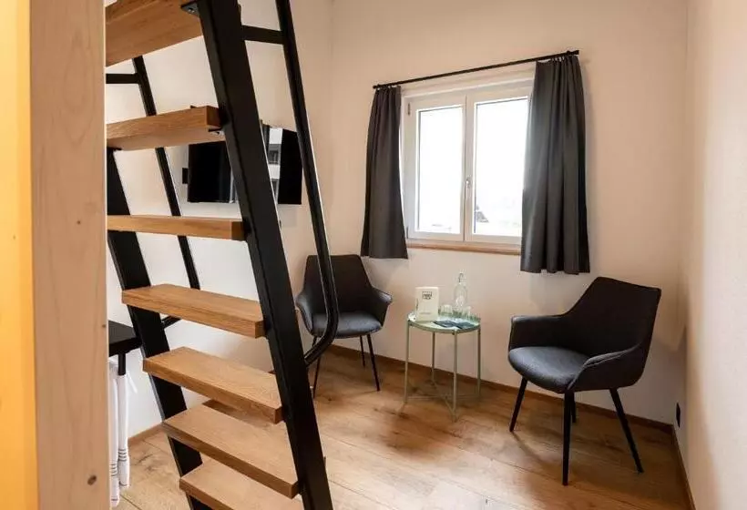 Hotelli Lindenhof Ebnet