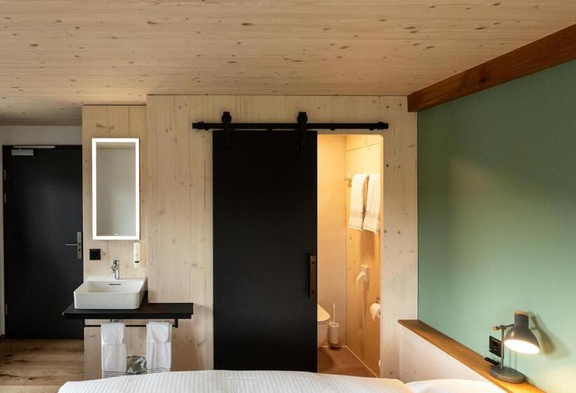 Hotel Lindenhof Ebnet