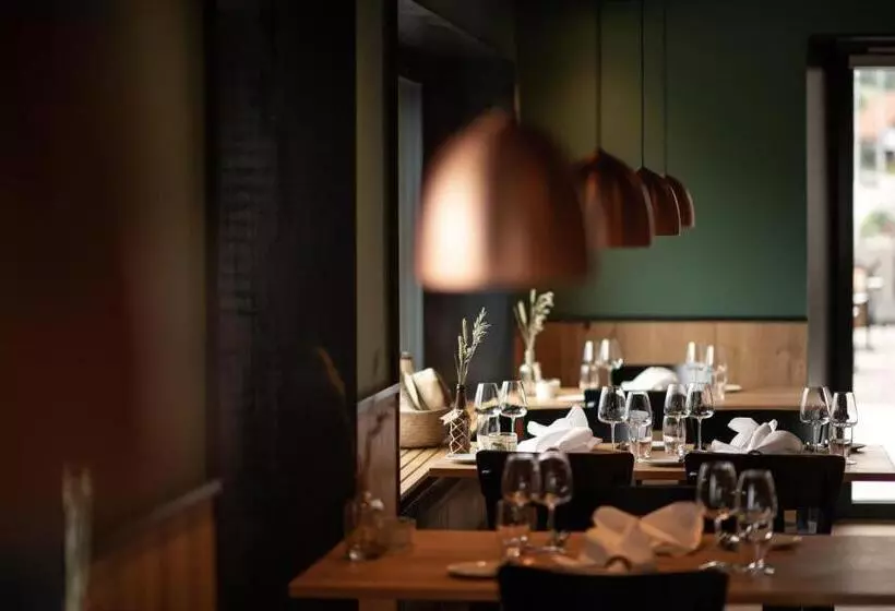 Hotelli Lindenhof Ebnet