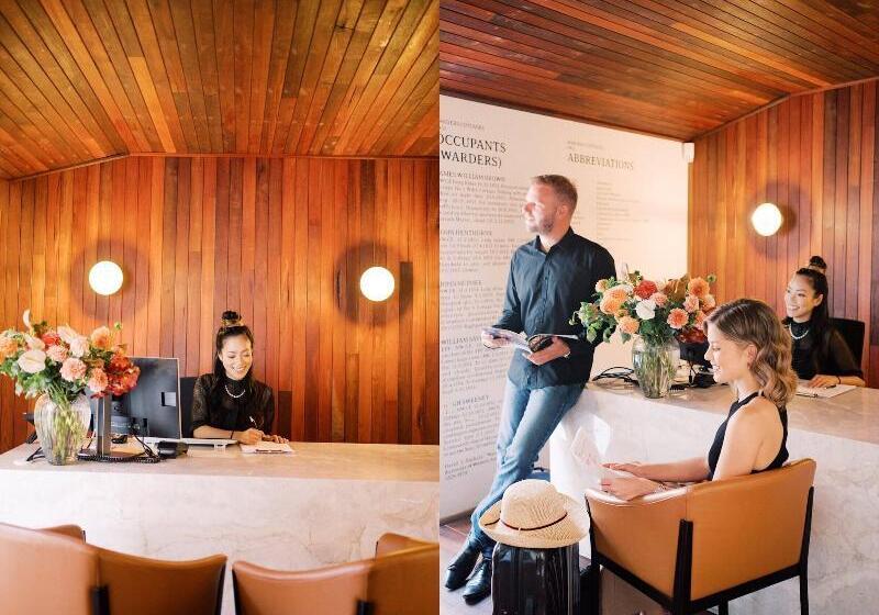 Warders Hotel Fremantle Markets