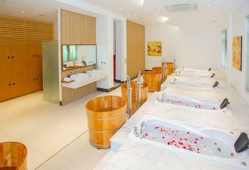 Ivory Villas And Resort