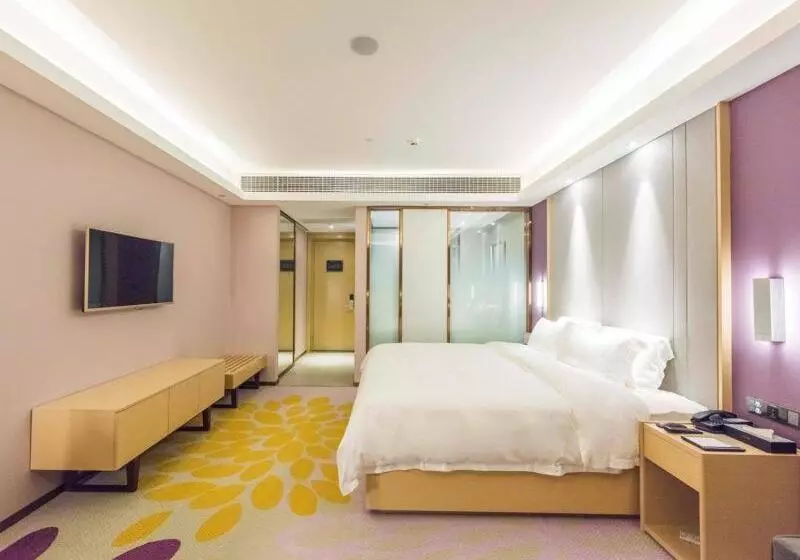 Lavande Hotel Wuxi Taihu Avenue