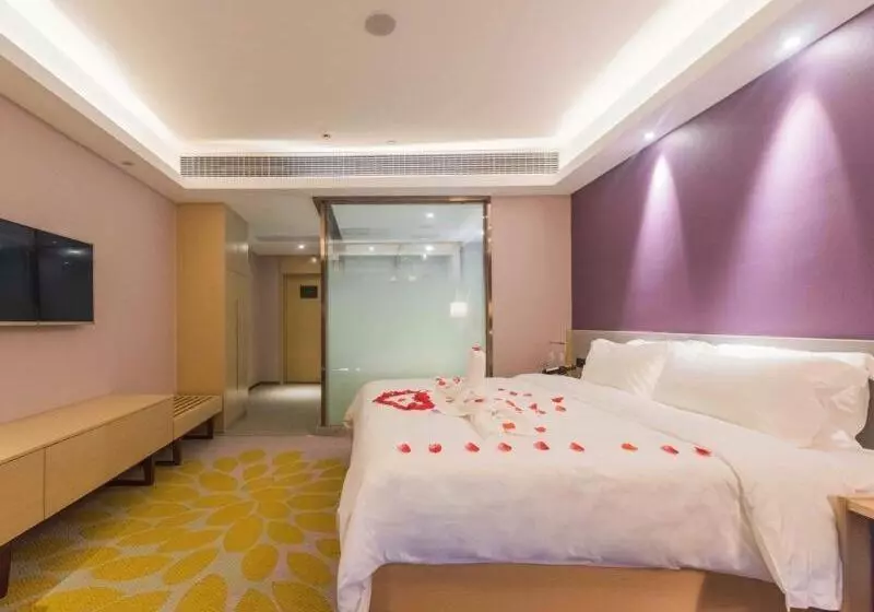 Lavande Hotel Wuxi Taihu Avenue