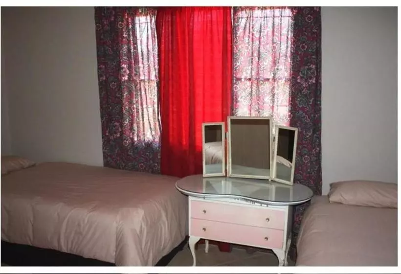 ペンション Abuelita Guesthouse  Room 2