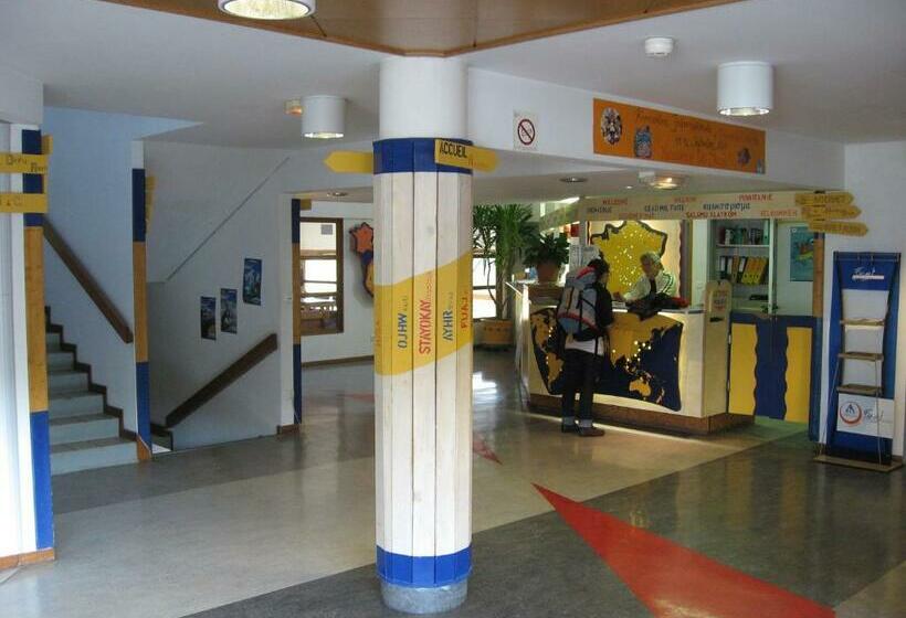הוסטל Auberge De Jeunesse Hi Annecy