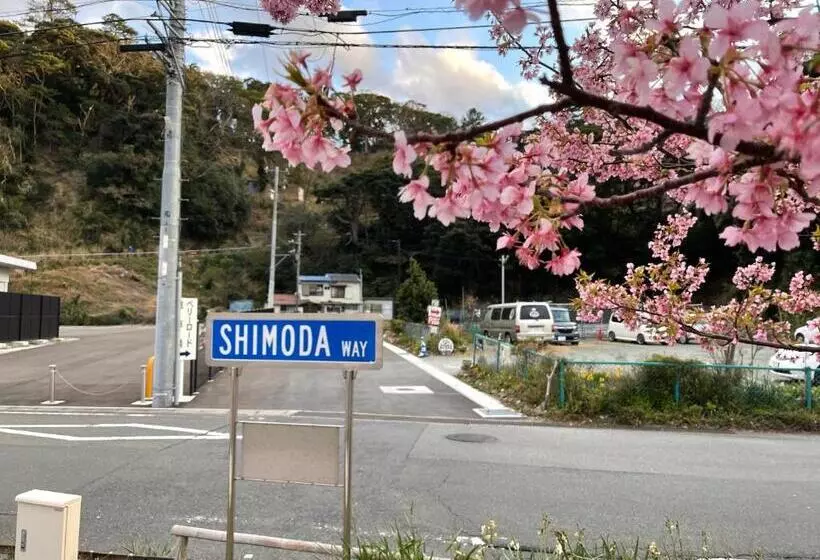 Retkeilymaja Guesthouse All You Need