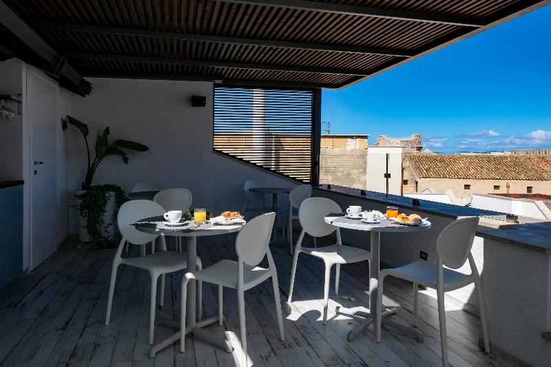 Azzoli Trapani  Apartments&skypool  Adults Only