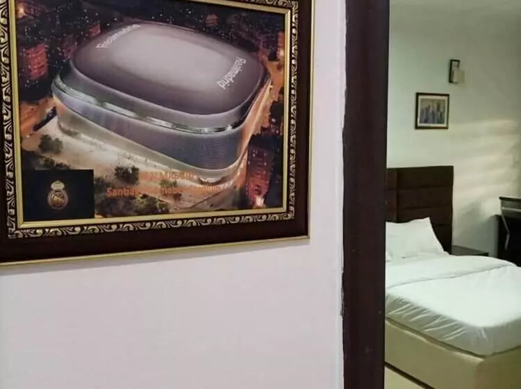 تختخواب و صبحانه Esenyo Luxury Apartments