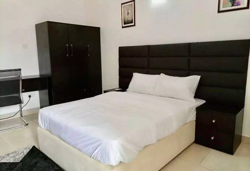 تختخواب و صبحانه Esenyo Luxury Apartments