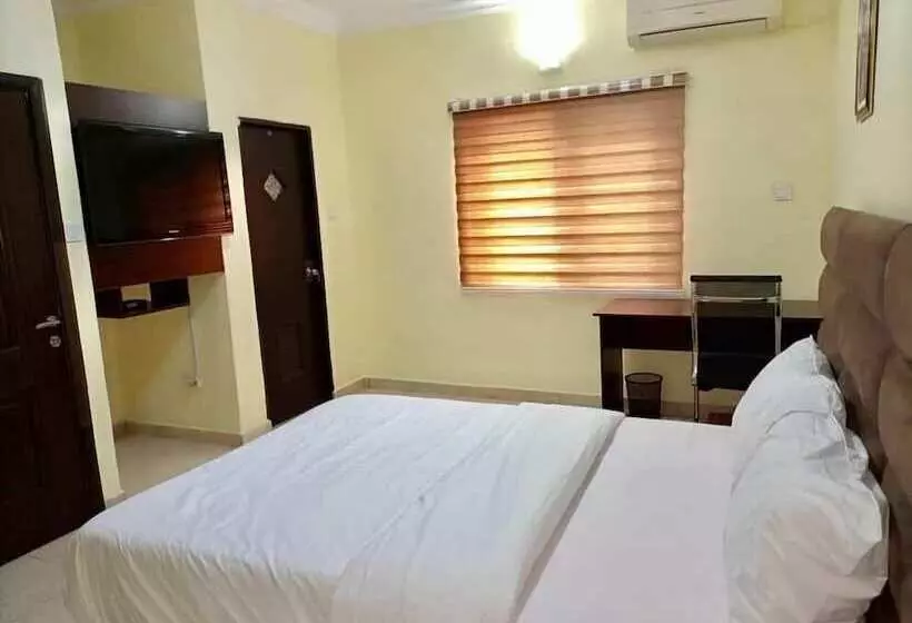 تختخواب و صبحانه Esenyo Luxury Apartments