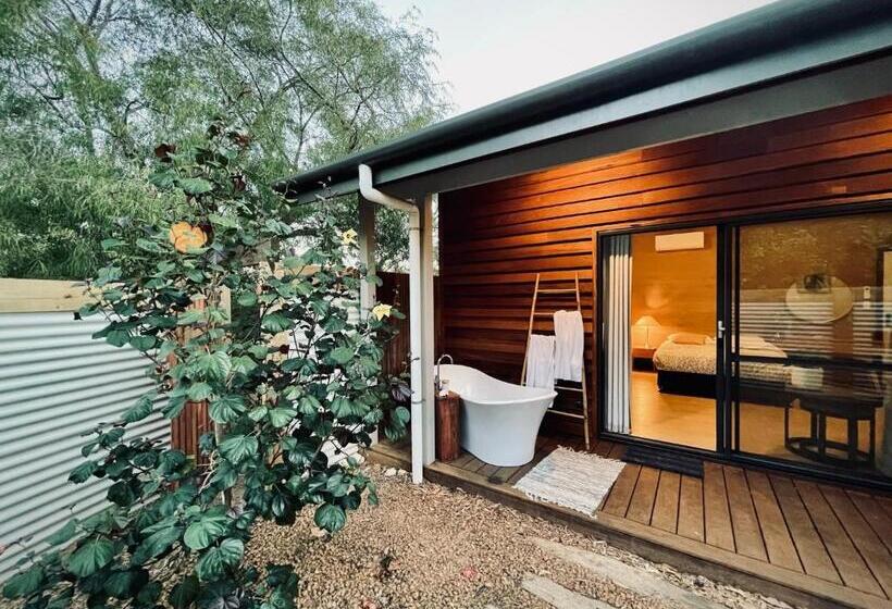 Grape Juice Retreat Rustic Romantic Gateway 5mins To Beaches & Town