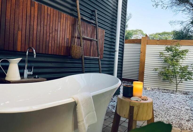 Grape Juice Retreat Rustic Romantic Gateway 5mins To Beaches & Town