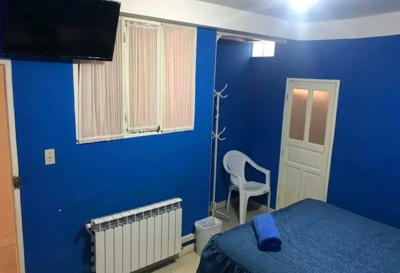 هتل Hostal Casablanca
