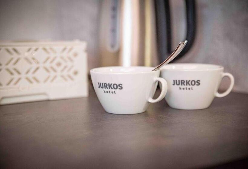 ホテル Jurkos