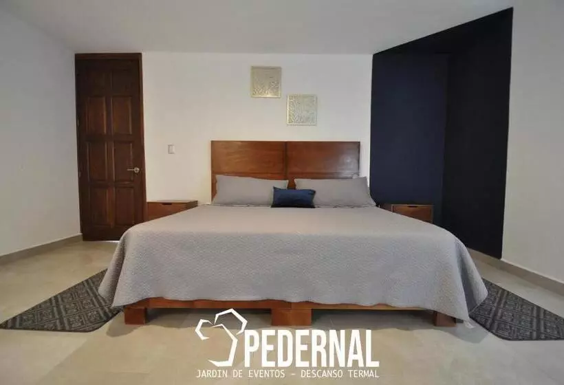 هتل Pedernal