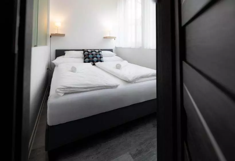 Roomstore Studio Apartments