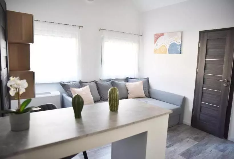 Roomstore Studio Apartments