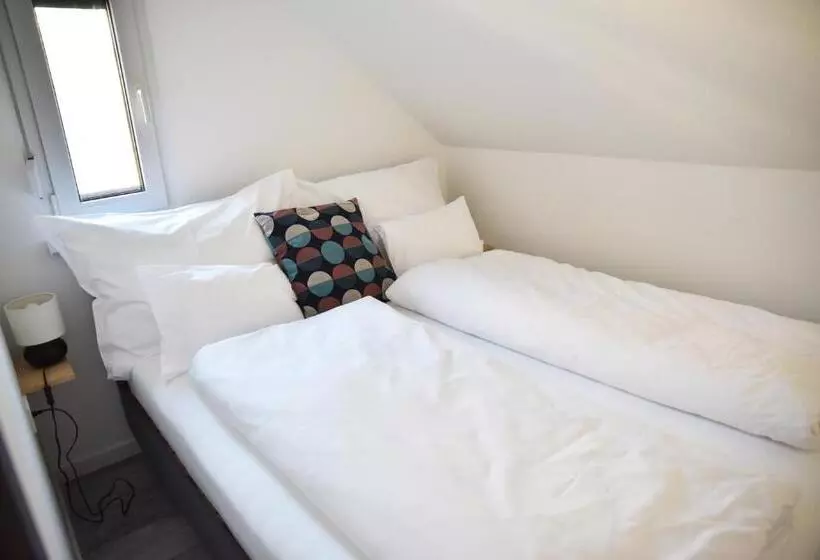 Roomstore Studio Apartments