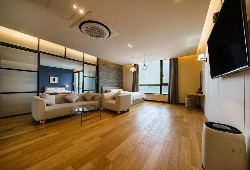 Motelli Brown Dot Hotel Ulsan Jangsaengpo