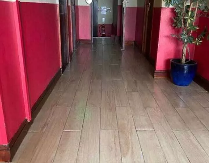 پانسیون Nights Inn