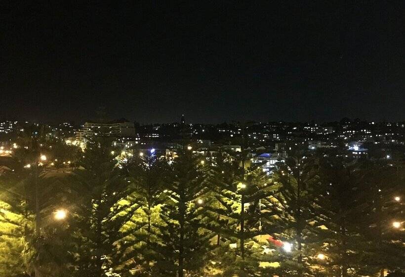 Coogee Sands Hotel & Apartments