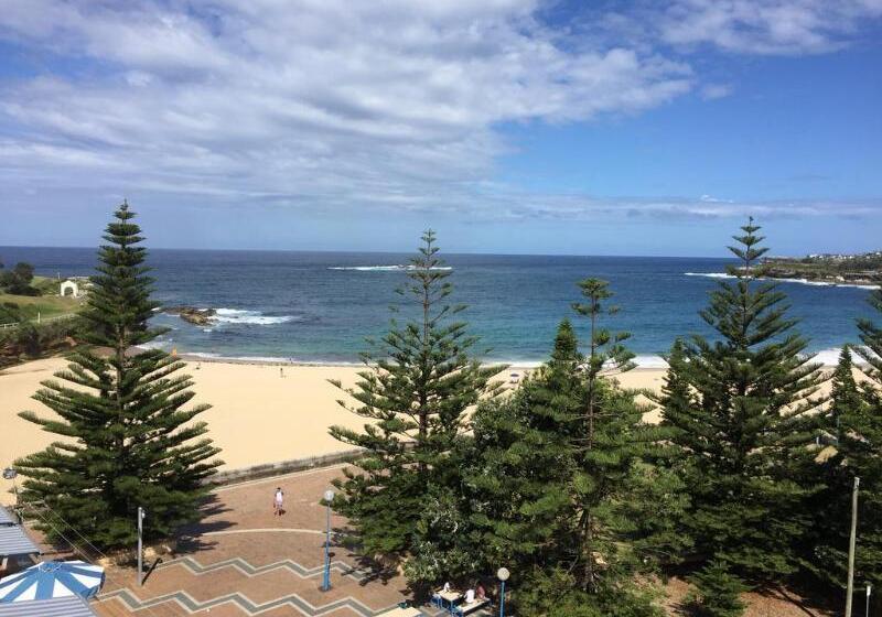 Coogee Sands Hotel & Apartments