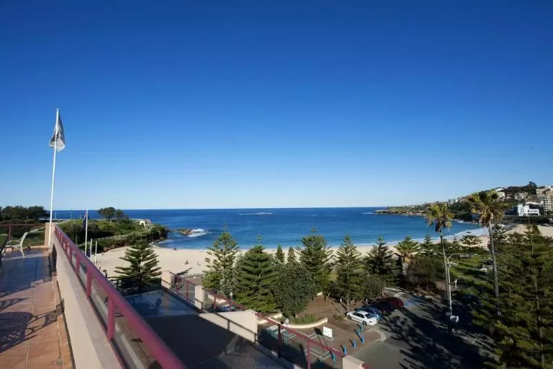 Coogee Sands Hotel & Apartments