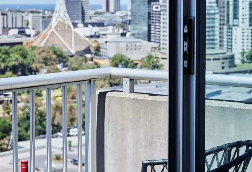 Adina Apartment Hotel Melbourne Flinders Street