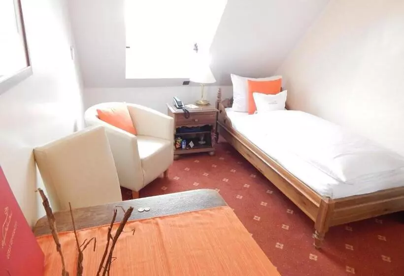 ホテル Airport Fashion