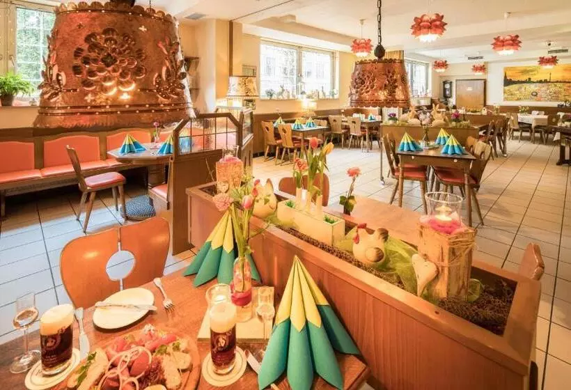 هتل Airport Fashion