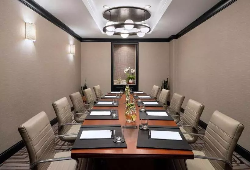 Hotel Austin Marriott South