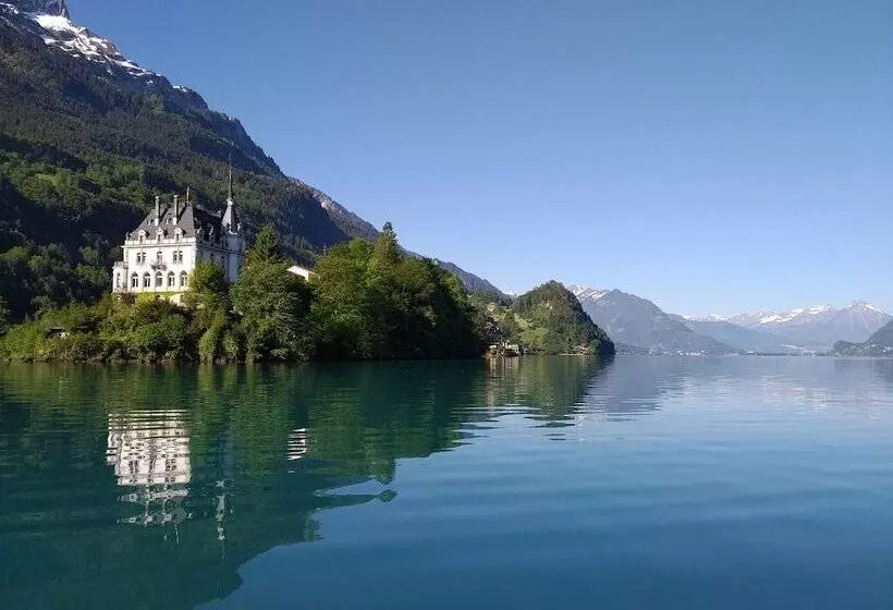 Отель Chalet Hostel @ Backpackers Villa Interlaken