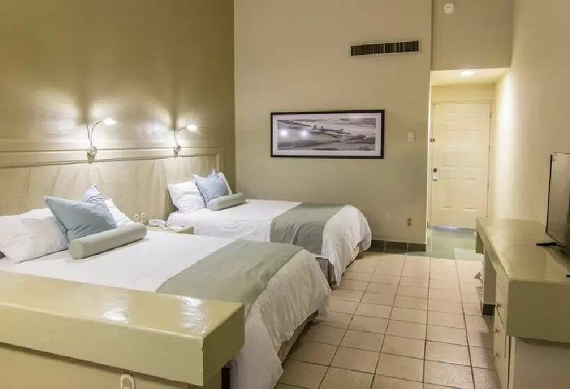 Отель Club Maeva Miramar Tampico