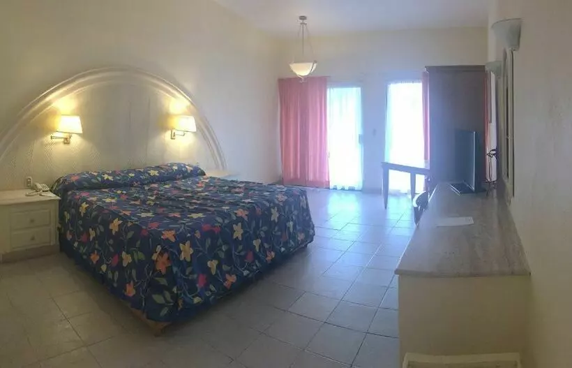 Отель Club Maeva Miramar Tampico