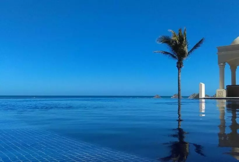 Отель Club Maeva Miramar Tampico